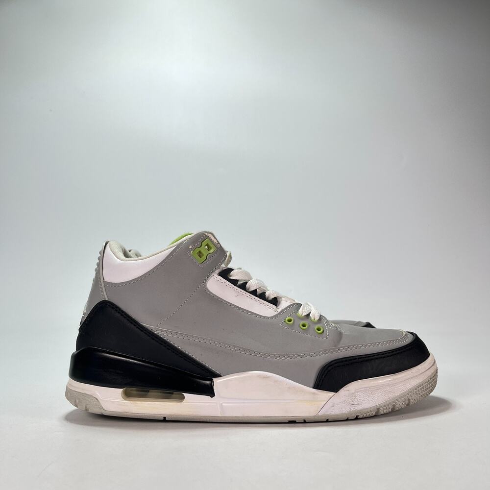 Air Jordan 3 Retro Chlorophyll Casual Streetwear Sneakers 136064-010 Mens Size 8